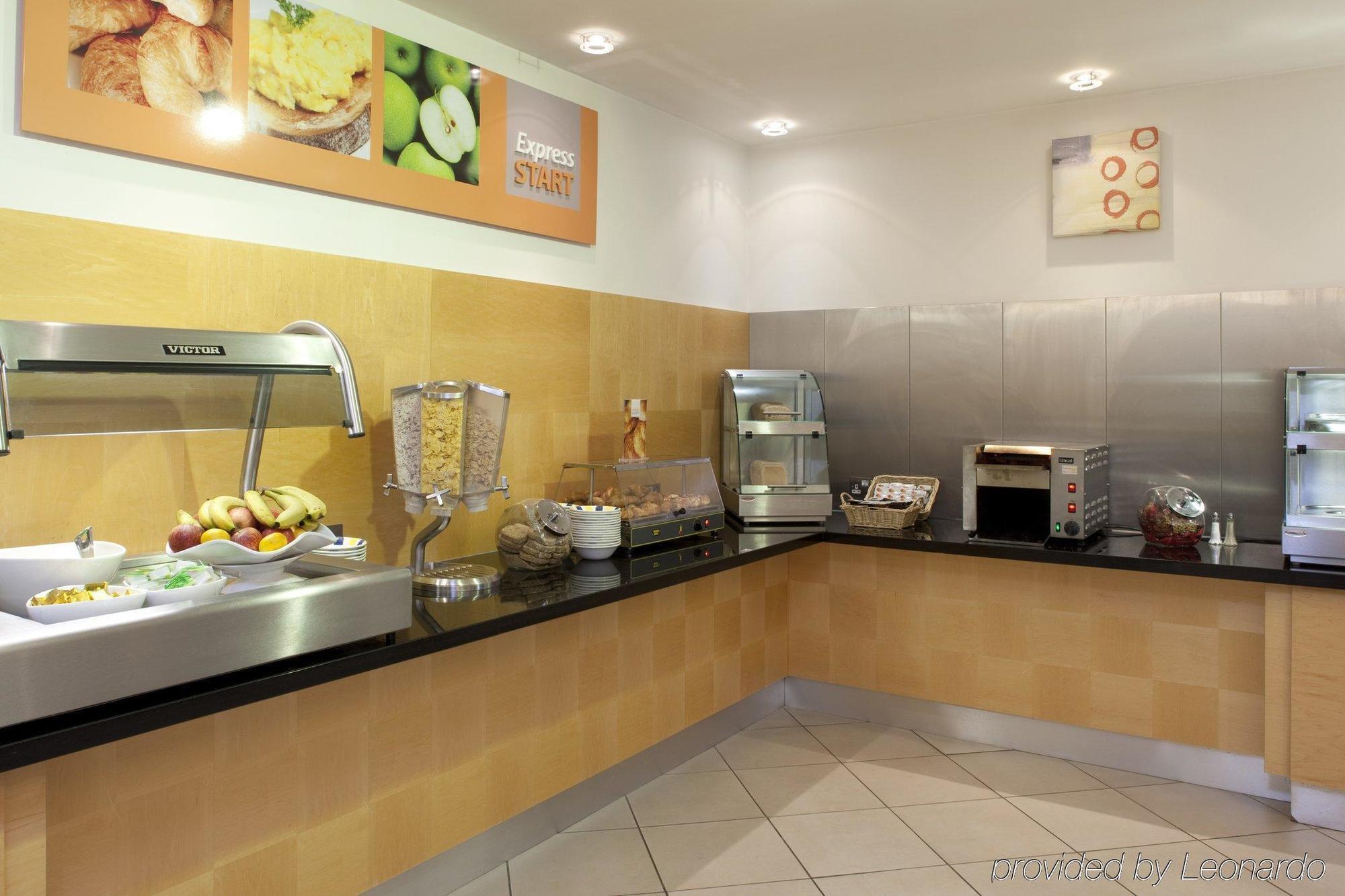 Holiday Inn Express Bedford By Ihg Exteriér fotografie