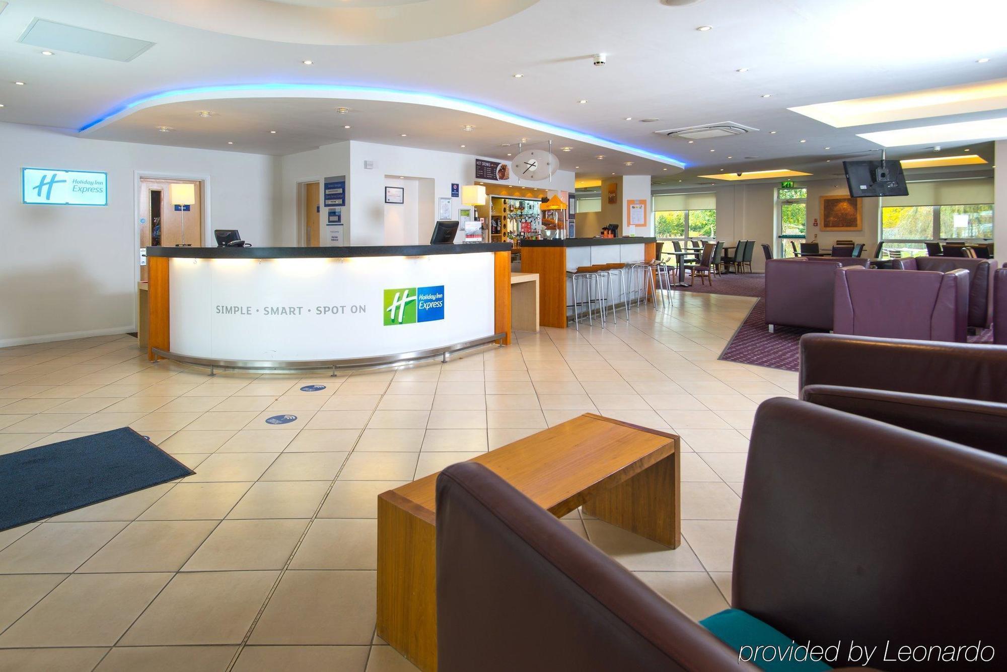 Holiday Inn Express Bedford By Ihg Exteriér fotografie