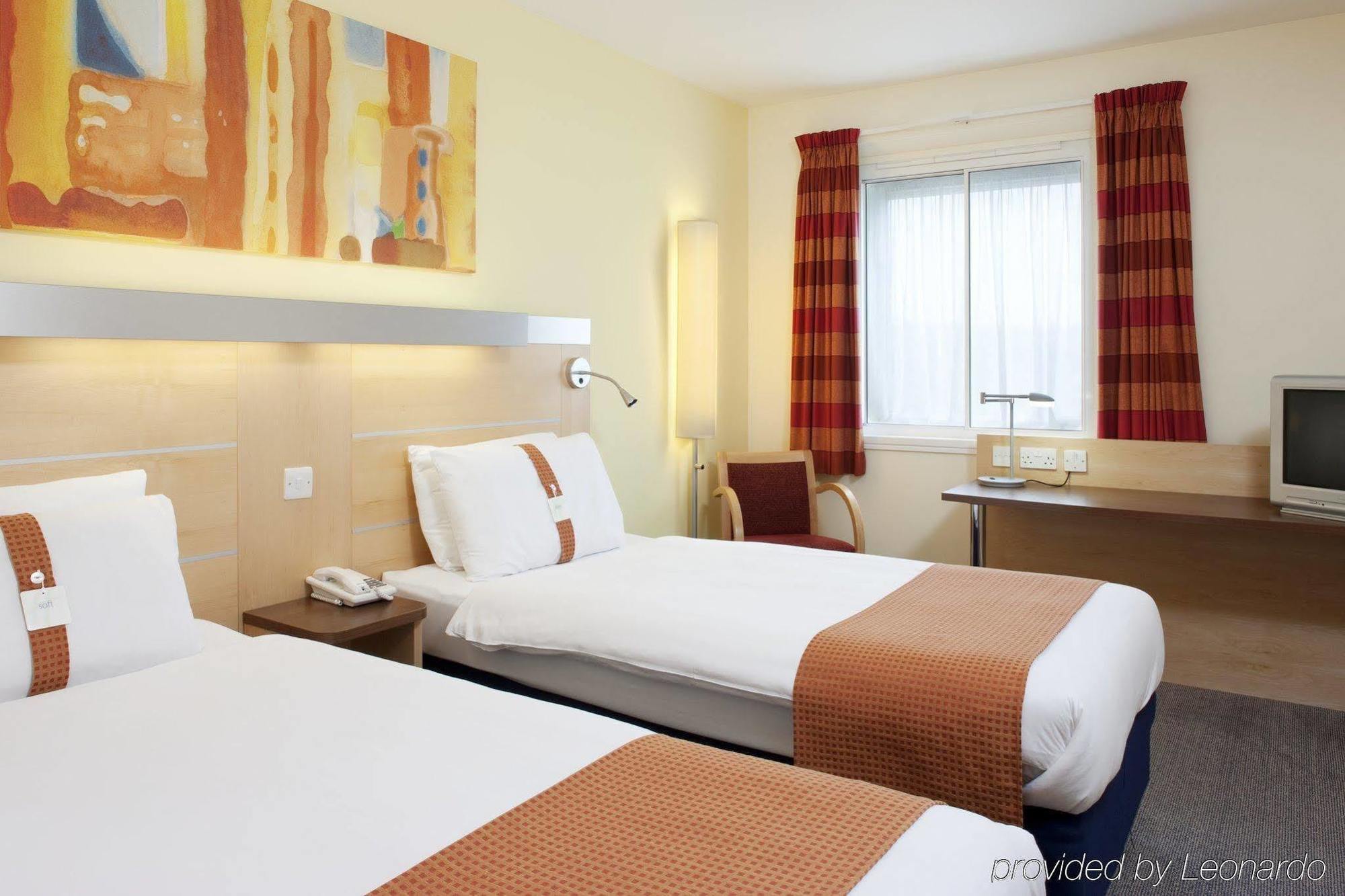 Holiday Inn Express Bedford By Ihg Exteriér fotografie